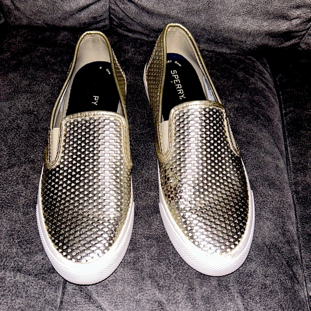 🌻 Sperry Top-Sider 🛍️ Memory Foam 🛍️ Gold Slip-on 🛍️ Size 10 🛍️ Pre-loved
